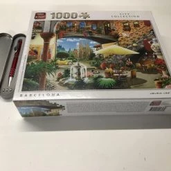 King International King - Legpuzzel - Barcelona - City Collection - 1000 Stuks Inclusief Unieke En Praktische Rode, Blauw Schrijvende Laserbalpen In Luxe Opbergbox. -Puzzels Verkoop 550x412 24