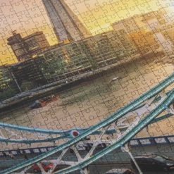 Grafix Puzzel 1000 Stukjes Volwassenen | Thema London | Afmeting 50 X 70 CM | Legpuzzel | Tower Bridge 14 Grafix Puzzel 1000 Stukjes Volwassenen | Thema London | Afmeting 50 X 70 CM | Legpuzzel | Tower Bridge -Puzzels Verkoop 550x412 3