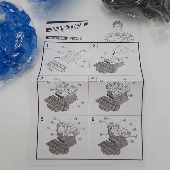 Happy Well Marvel - DC Comics - 3D Puzzel - Superman - Figuur - Beeld (Cristal - 72 Puzzel Stukjes) 10 Happy Well Marvel - DC Comics - 3D Puzzel - Superman - Figuur - Beeld (Cristal - 72 Puzzel Stukjes) - Afbeelding 8