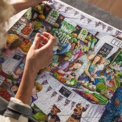 Jumbo Falcon Puzzel The Village Show - Legpuzzel - 1000 Stukjes -Puzzels Verkoop 550x824 2